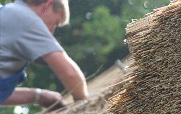 professional Rhuddall Heath thatchers